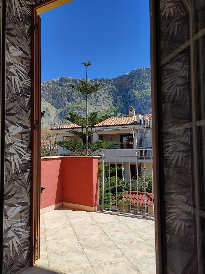 Casa Vacanze Isolotto Изола деле Фемине Екстериор снимка