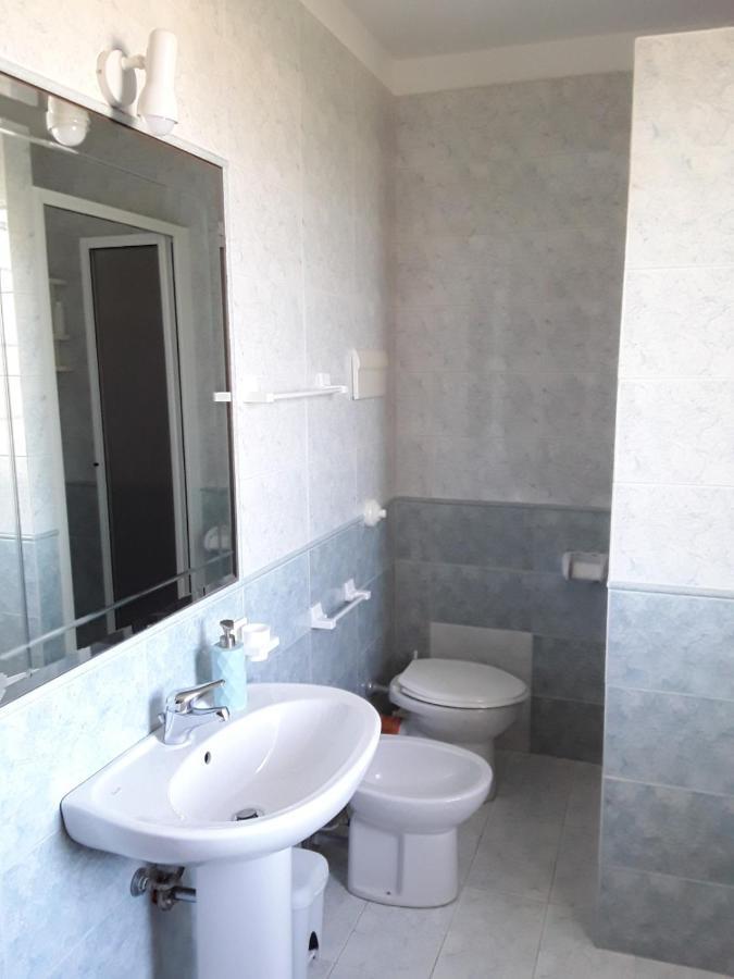 Casa Vacanze Isolotto Изола деле Фемине Екстериор снимка